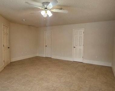 2871 Coral Way - Photo Thumbnail 23