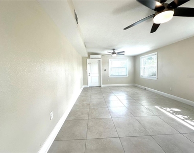 21402 Meehan Avenue - Photo Thumbnail 13