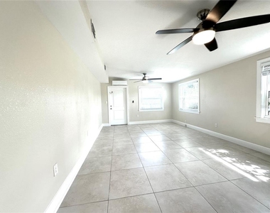 21402 Meehan Avenue - Photo Thumbnail 14