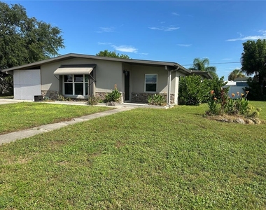 21402 Meehan Avenue - Photo Thumbnail 28