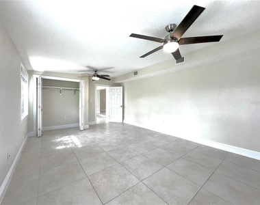 21402 Meehan Avenue - Photo Thumbnail 16