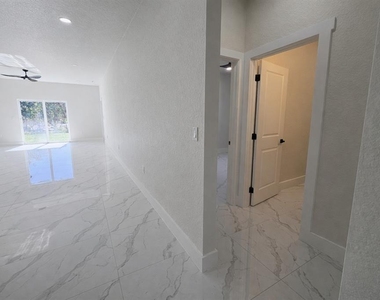 4818 24th Street Sw - Photo Thumbnail 17