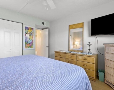 8445 Charter Club Circle - Photo Thumbnail 8