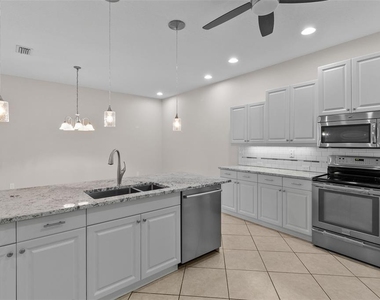 9486 Hawk Nest Lane - Photo Thumbnail 15