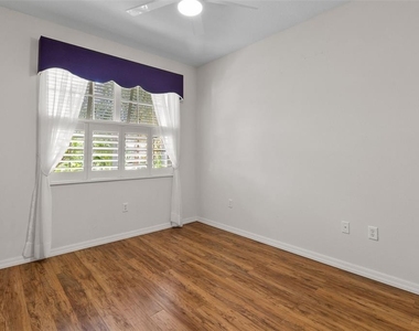 9486 Hawk Nest Lane - Photo Thumbnail 28