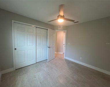4895 Las Almanos Avenue - Photo Thumbnail 12