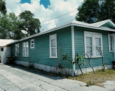 1775 Fruitville Road - Photo Thumbnail 1