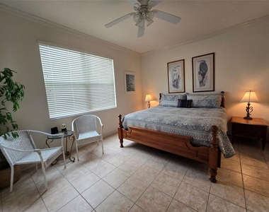 5320 Hyland Hills Avenue - Photo Thumbnail 11