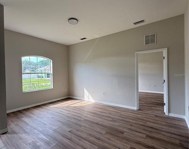 3466 Mayflower Terrace - Photo Thumbnail 11