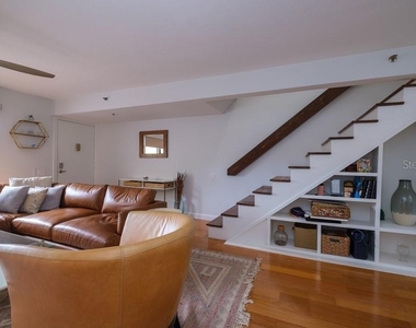 1740 Alderman Street - Photo Thumbnail 4