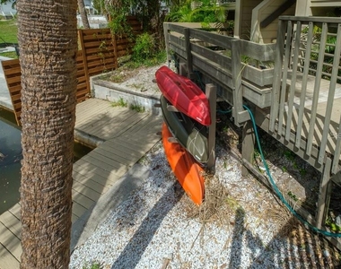 1740 Alderman Street - Photo Thumbnail 33
