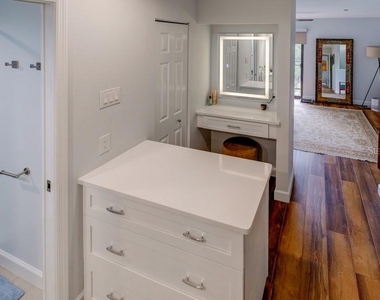 1740 Alderman Street - Photo Thumbnail 14