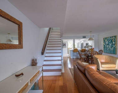 1740 Alderman Street - Photo Thumbnail 2