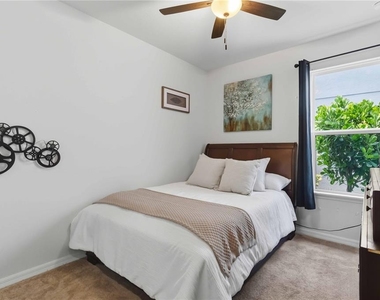 5517 Summit Glen - Photo Thumbnail 22