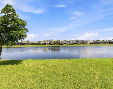 5517 Summit Glen - Photo Thumbnail 37