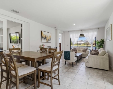 5517 Summit Glen - Photo Thumbnail 10