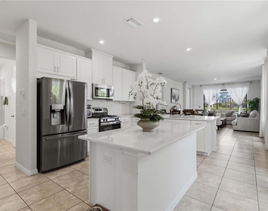 5517 Summit Glen - Photo Thumbnail 15