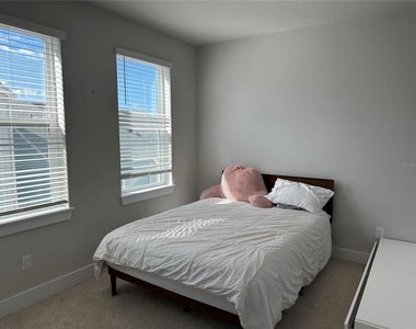 2328 Lindstrom Street - Photo Thumbnail 15