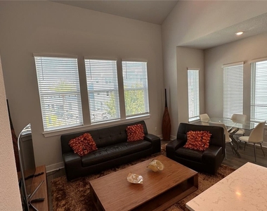 2328 Lindstrom Street - Photo Thumbnail 7