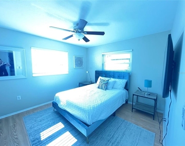 1774 Mova Street - Photo Thumbnail 17