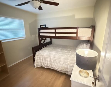 1774 Mova Street - Photo Thumbnail 29