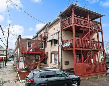 1210 S Main Street - Photo Thumbnail 5