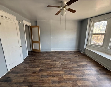 823 Main Street - Photo Thumbnail 20