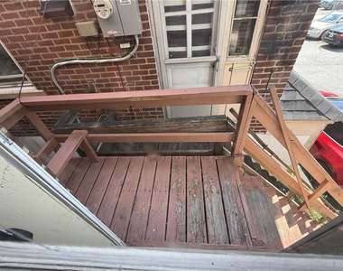 823 Main Street - Photo Thumbnail 12