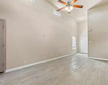 11616 Mocha Dune Drive - Photo Thumbnail 4