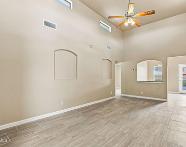 11616 Mocha Dune Drive - Photo Thumbnail 2
