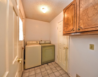 8512 Shaver Drive - Photo Thumbnail 43