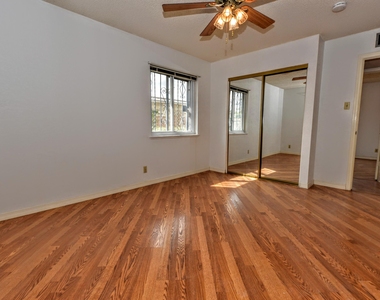 8512 Shaver Drive - Photo Thumbnail 25