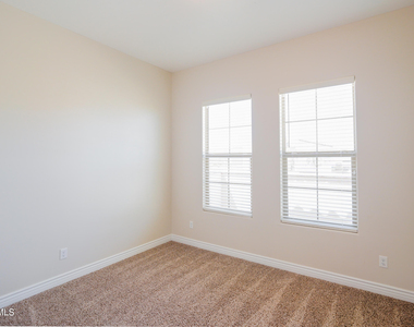 13368 Emerald Glass Drive - Photo Thumbnail 13