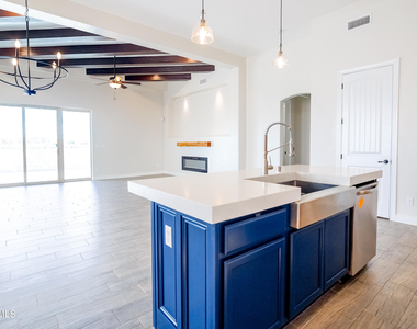 13368 Emerald Glass Drive - Photo Thumbnail 4