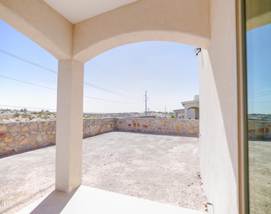 13368 Emerald Glass Drive - Photo Thumbnail 35