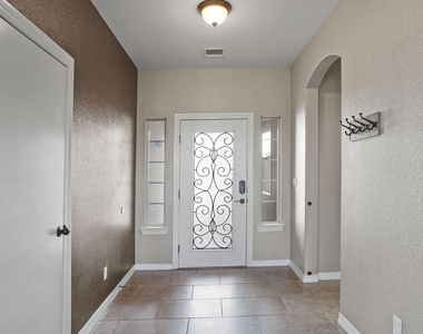 2237 Leafy Point Place - Photo Thumbnail 3