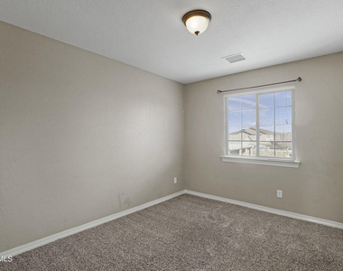 2237 Leafy Point Place - Photo Thumbnail 18