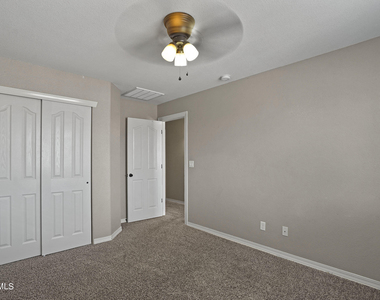 2237 Leafy Point Place - Photo Thumbnail 22