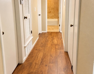 1826 Jack Nicklaus Drive - Photo Thumbnail 7