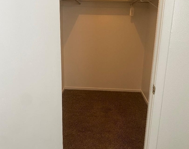 1826 Jack Nicklaus Drive - Photo Thumbnail 14