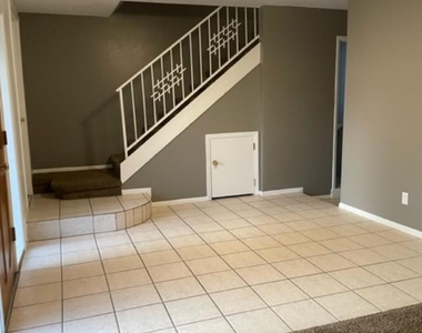 1826 Jack Nicklaus Drive - Photo Thumbnail 6