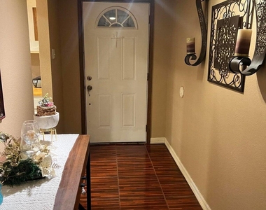 1820 Jack Nicklaus Drive - Photo Thumbnail 1