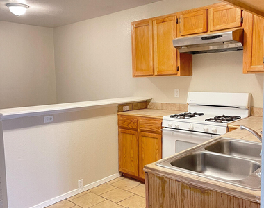 4024 Moonlight Avenue - Photo Thumbnail 1
