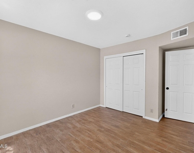 7419 Mission Viejo Drive - Photo Thumbnail 36