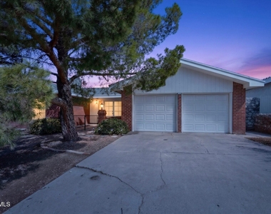 7419 Mission Viejo Drive - Photo Thumbnail 1