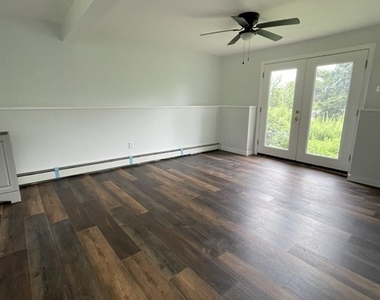 21 Bosse Road - Photo Thumbnail 11