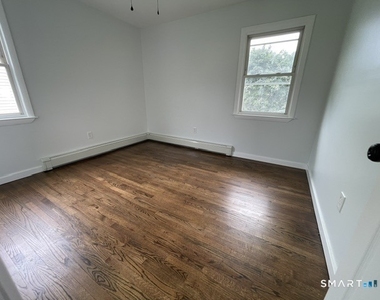 21 Bosse Road - Photo Thumbnail 3