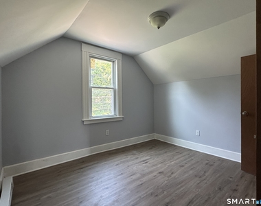 509 Main Street - Photo Thumbnail 10