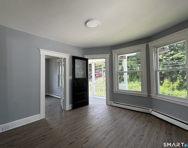 509 Main Street - Photo Thumbnail 5