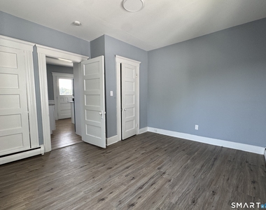 509 Main Street - Photo Thumbnail 9